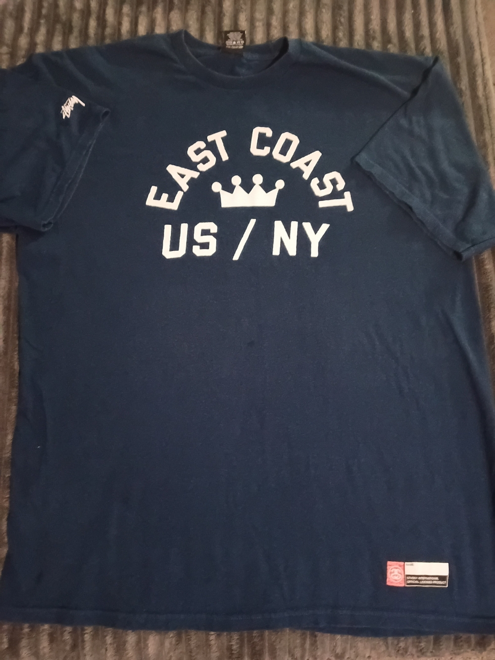 Stussy East Coast Crown US/NY Navy Graphic Tee - Casual Men’s Shirt XL